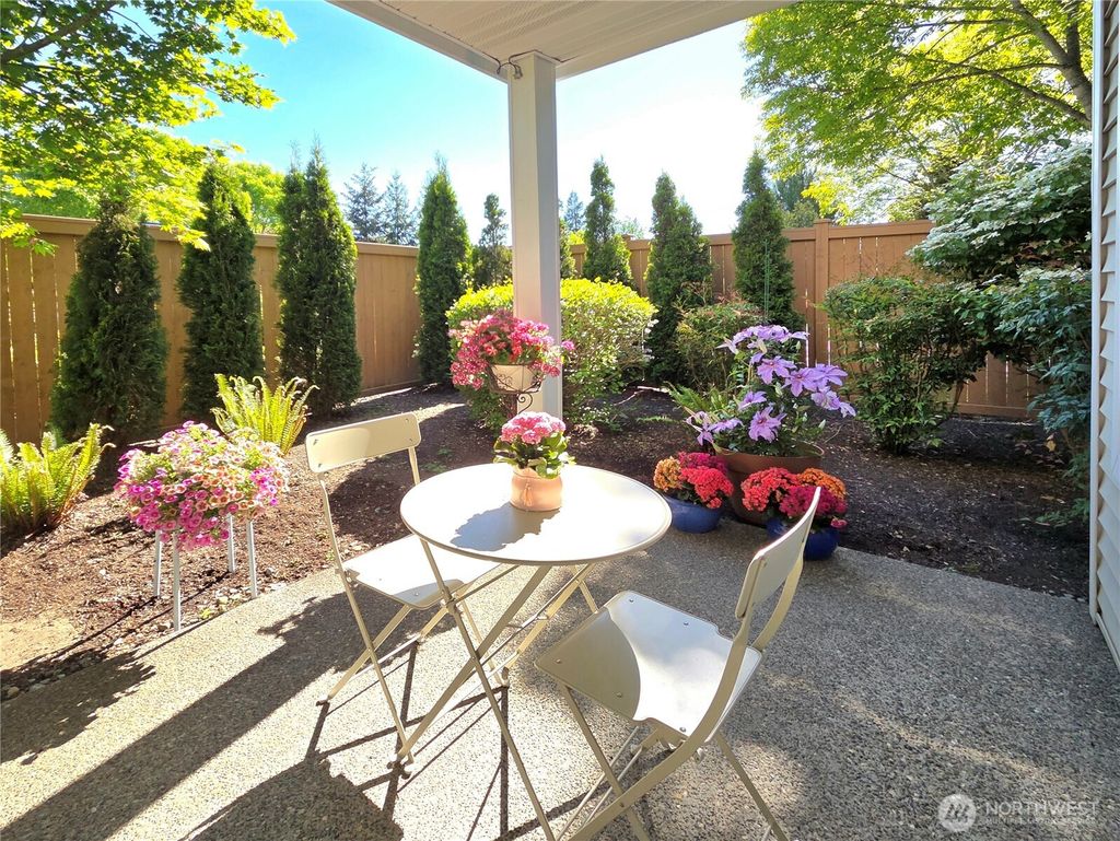 Photo of 1101 63rd Street SE #F, Auburn, WA 98092 (MLS # 2523037)