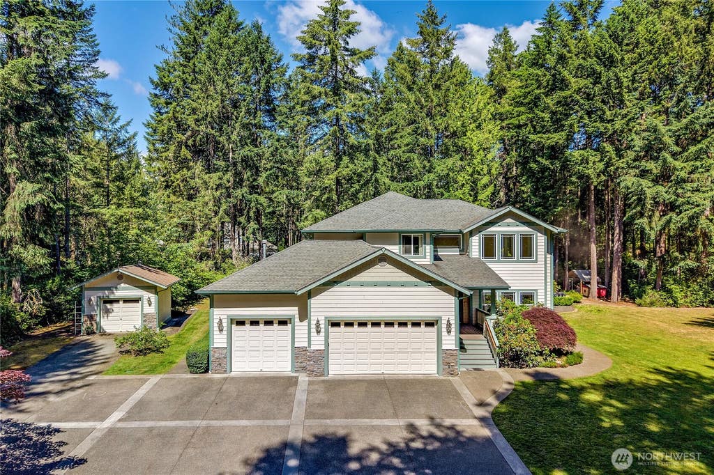 Photo of 4354 NW Westgate Rd RD, Silverdale, WA 98383 (MLS # 2542042)