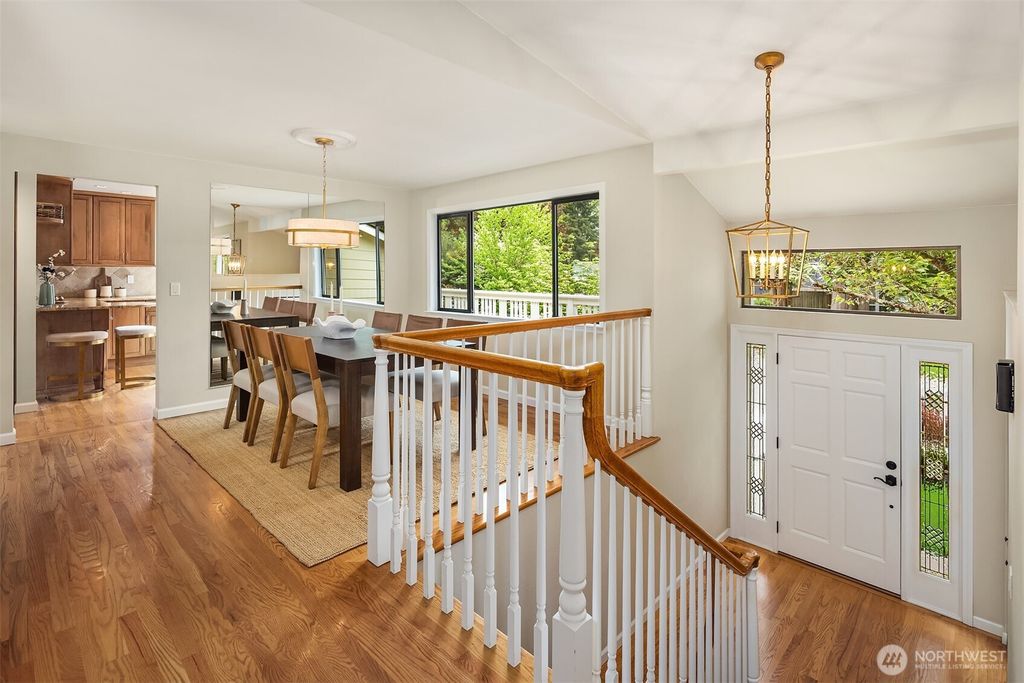 Photo of 4320 191st Avenue SE, Issaquah, WA 98027 (MLS # 2520731)