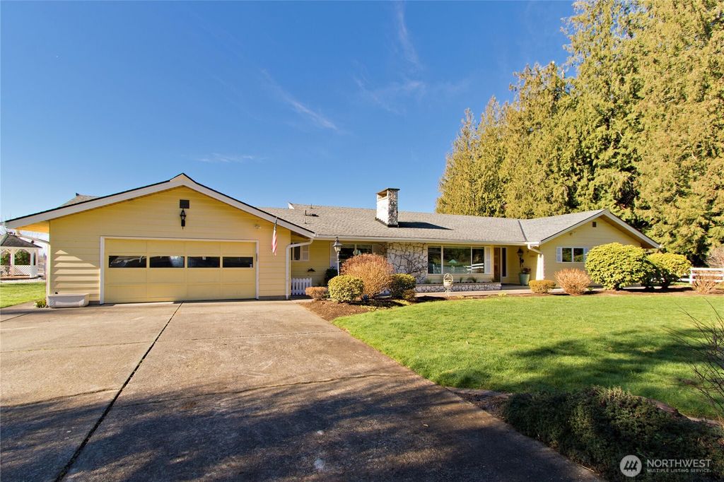 Photo of 39811 272nd Avenue SE, Enumclaw, WA 98022 (MLS # 2481572)