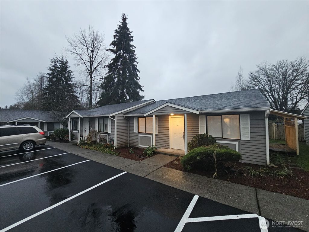 Photo of 406 E Pioneer Street #C, Granite Falls, WA 98252 (MLS # 2459411)