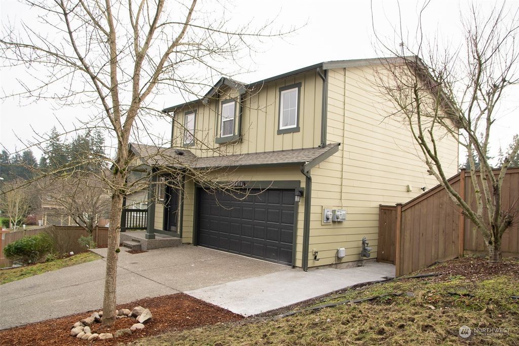 Photo of 3513 S 296th Place, Auburn, WA 98001 (MLS # 2320914)