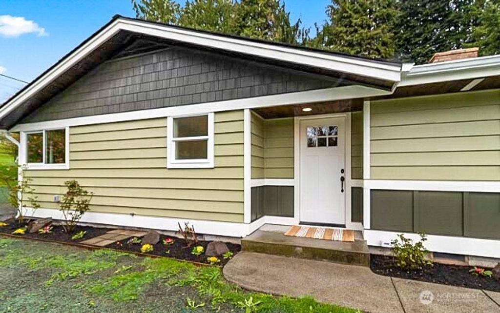 Photo of 7205 89th AVE SE Ave, Snohomish, WA 98290 (MLS # 2358765)