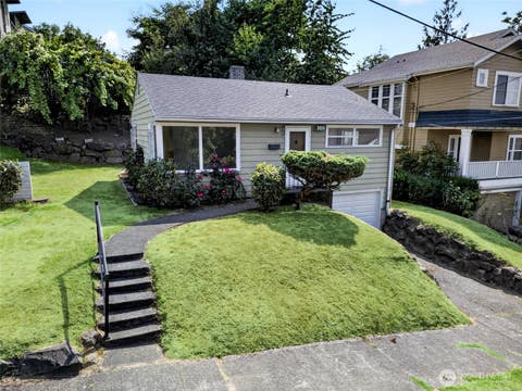 Photo of 3011 E Pine Street, Seattle, WA 98122 (MLS # 2571755)