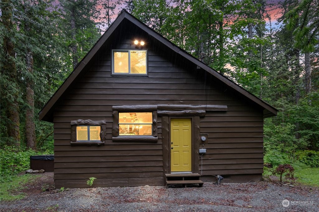 Photo of 52008 Skyco Drive, Index, WA 98256 (MLS # 2244776)