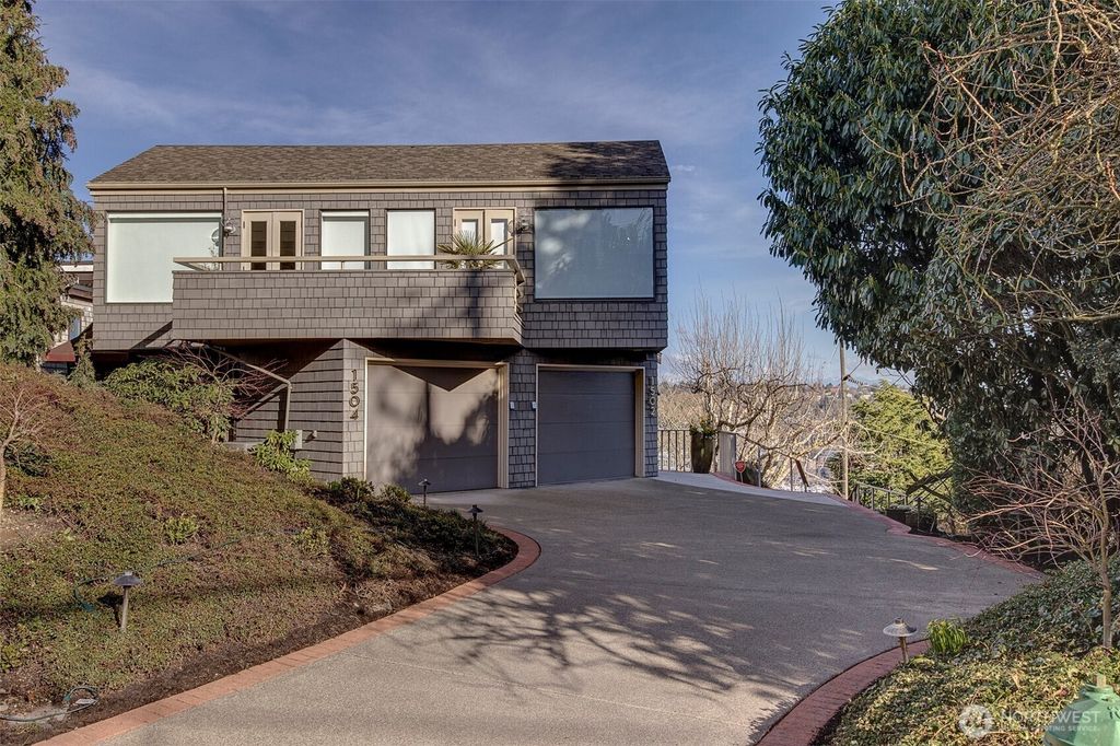 Photo of 1502 Bigelow Avenue N #1502, Seattle, WA 98109 (MLS # 2341117)