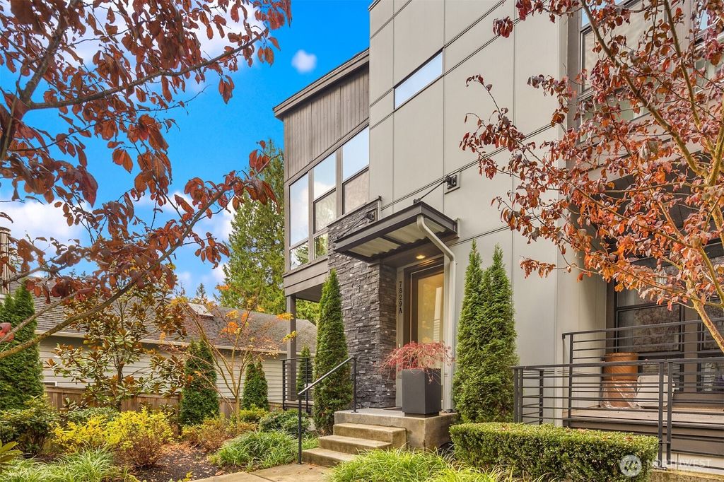 Photo of 7829 NE 121st Lane #A, Kirkland, WA 98034 (MLS # 2497690)