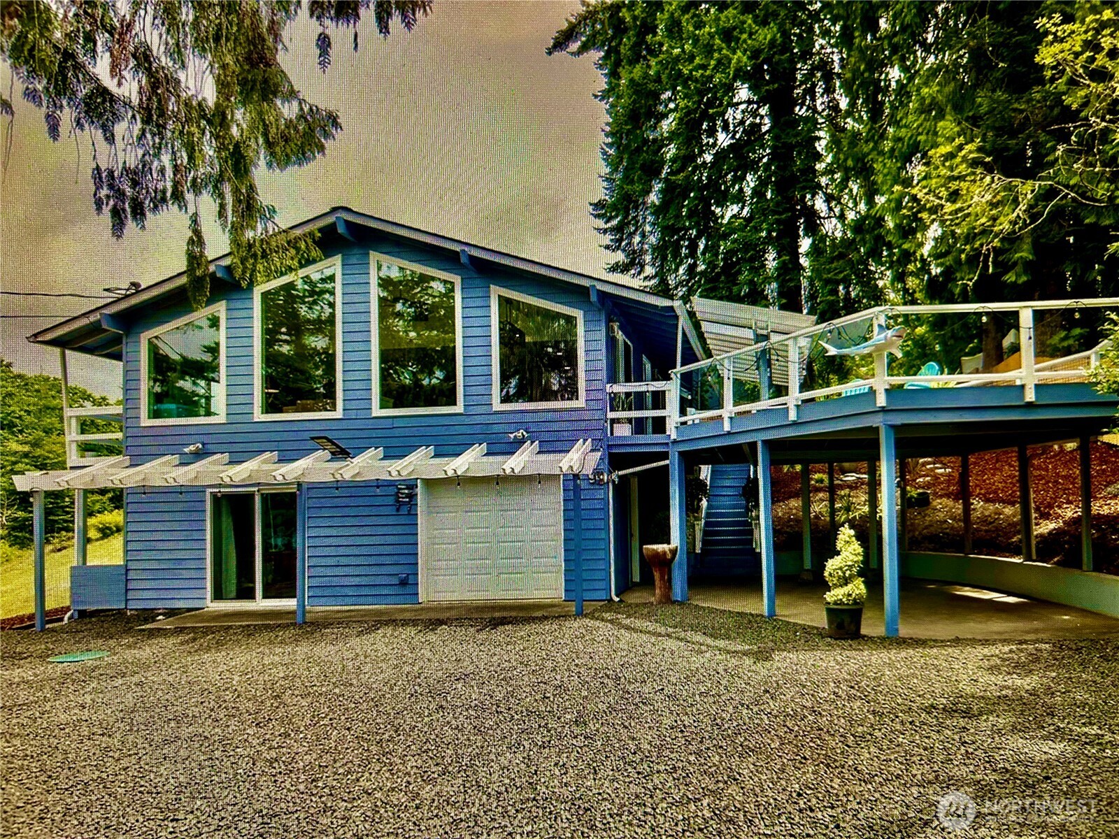 10138 Steamboat Island Road NW