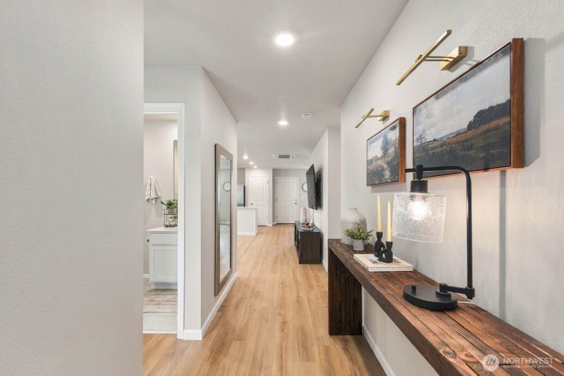 13727 197th Street E