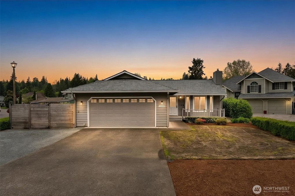 Photo of 21910 SE 239th Street, Maple Valley, WA 98038 (MLS # 2519203)
