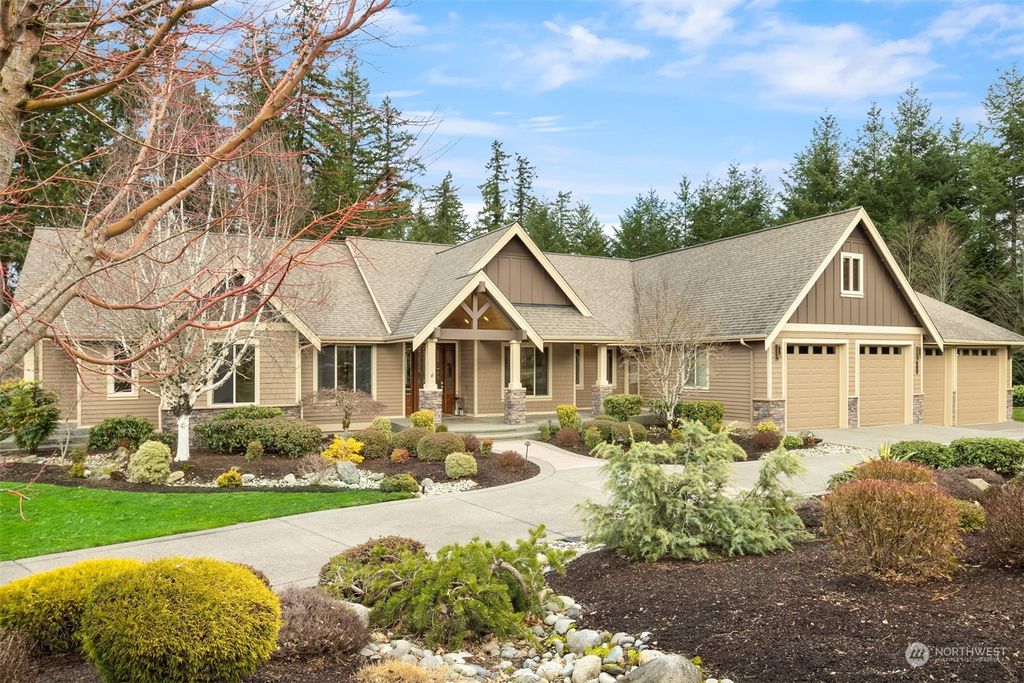 Photo of 22108 SE Sawyer Ridge Way, Black Diamond, WA 98010 (MLS # 2040347)