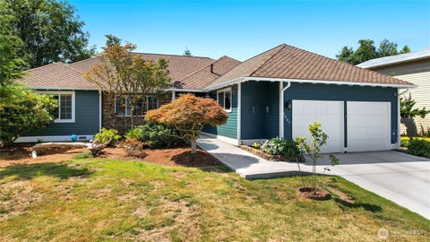 Photo of 1407 289th Place, Federal Way, WA 98003 (MLS # 2554789)