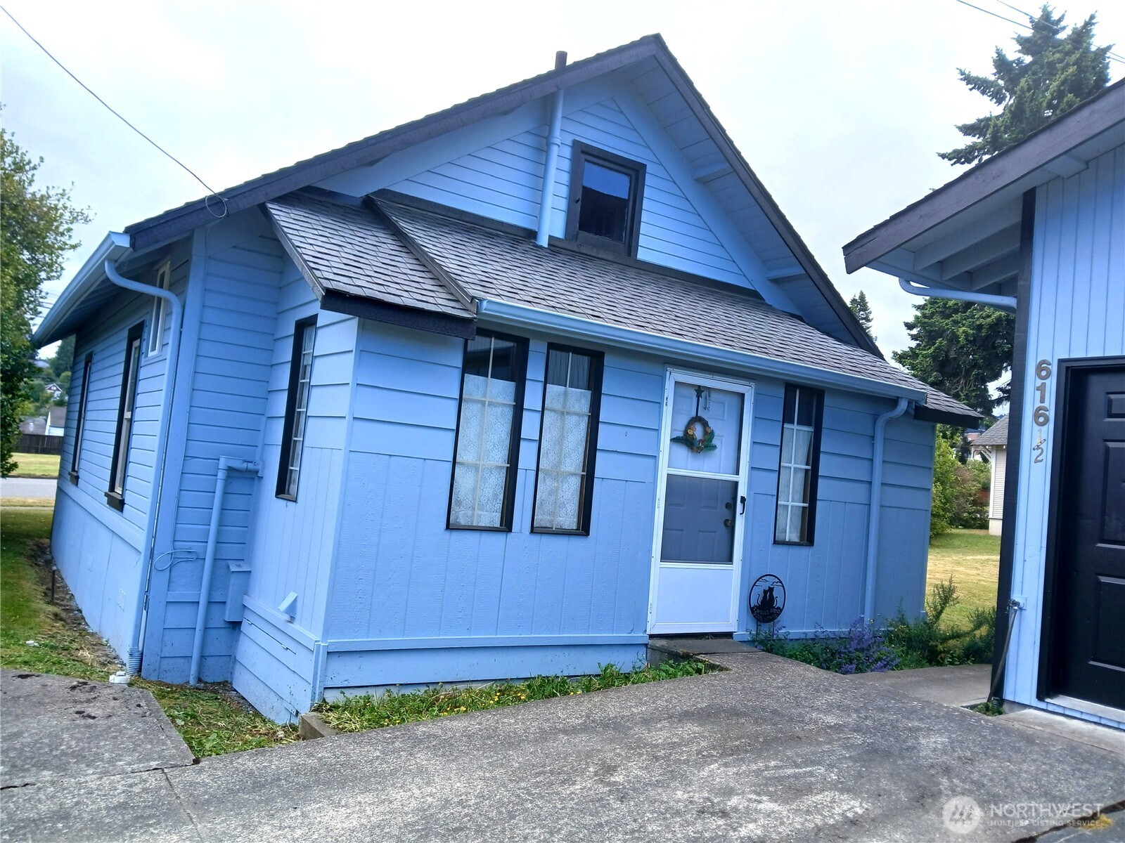 616 S Race Street
