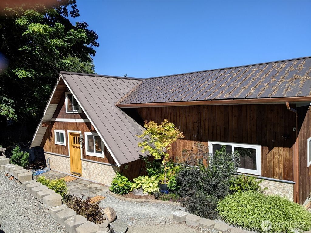 Photo of 32217 Whitman Lake Drive E, Graham, WA 98338 (MLS # 2496515)