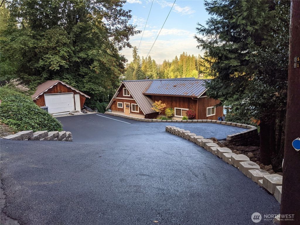 Photo of 32217 Whitman Lake Drive E, Graham, WA 98338 (MLS # 2496515)