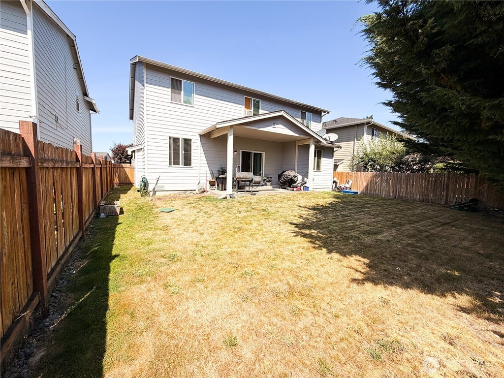 Photo of 16305 25th Avenue Ct E, Tacoma, WA 98445 (MLS # 2543541)