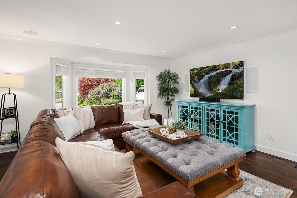 Photo of 2605 234th Avenue NE, Sammamish, WA 98074 (MLS # 2509220)