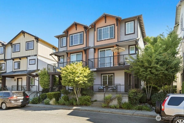 10372 156TH PL NE APT 101, REDMOND, WA 98052 - Image 8da87d2b3499fd913b6bdc0676499b1e/1958024597