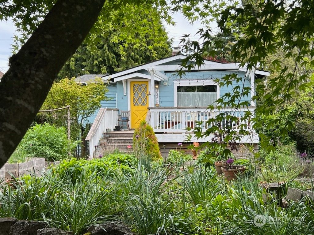 Photo of 8426 32nd Avenue SW, Seattle, WA 98126 (MLS # 2236156)