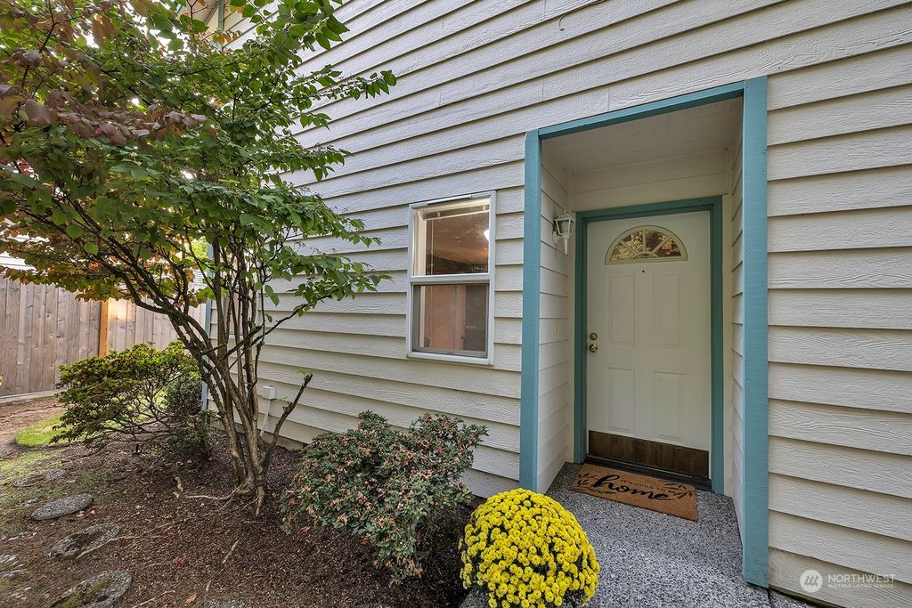 Photo of 17513 52nd Avenue W #A, Lynnwood, WA 98037 (MLS # 2005416)