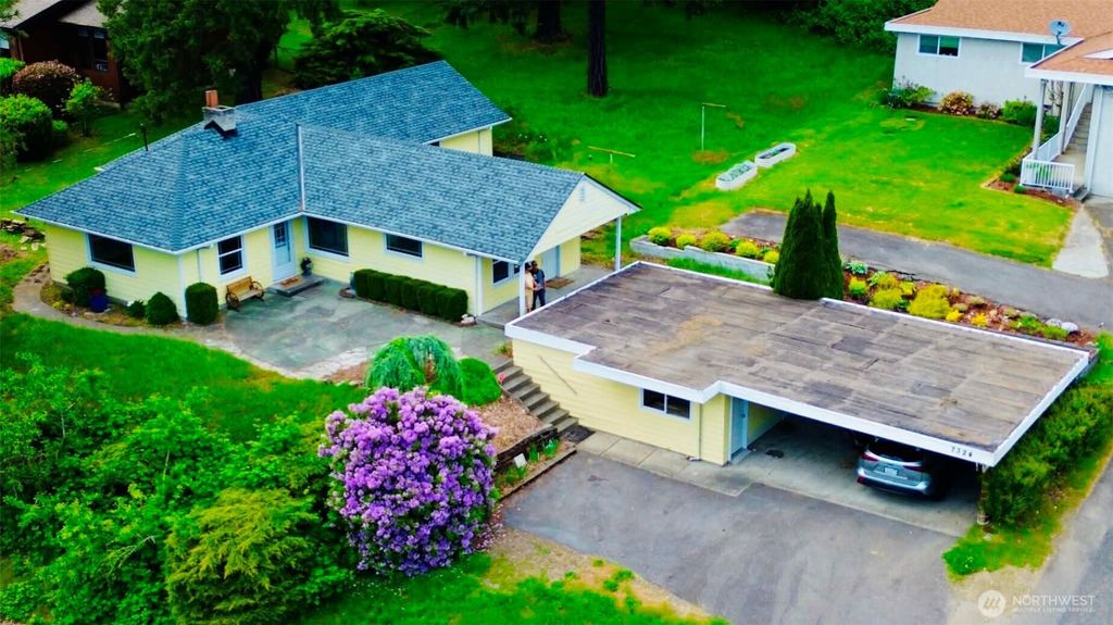 Photo of 7324 S 131st Court, Seattle, WA 98178 (MLS # 2526809)