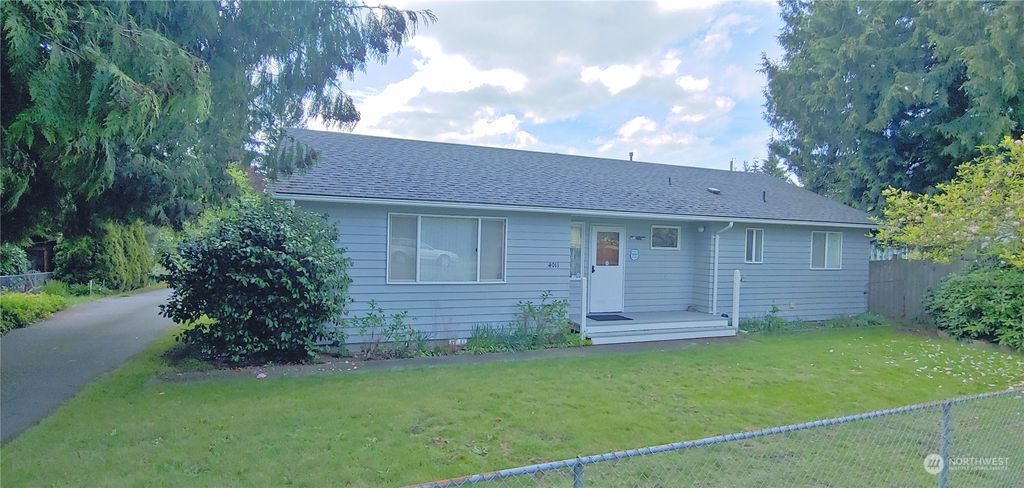 Photo of 4011 S 168th Street, SeaTac, WA 98188 (MLS # 2065919)