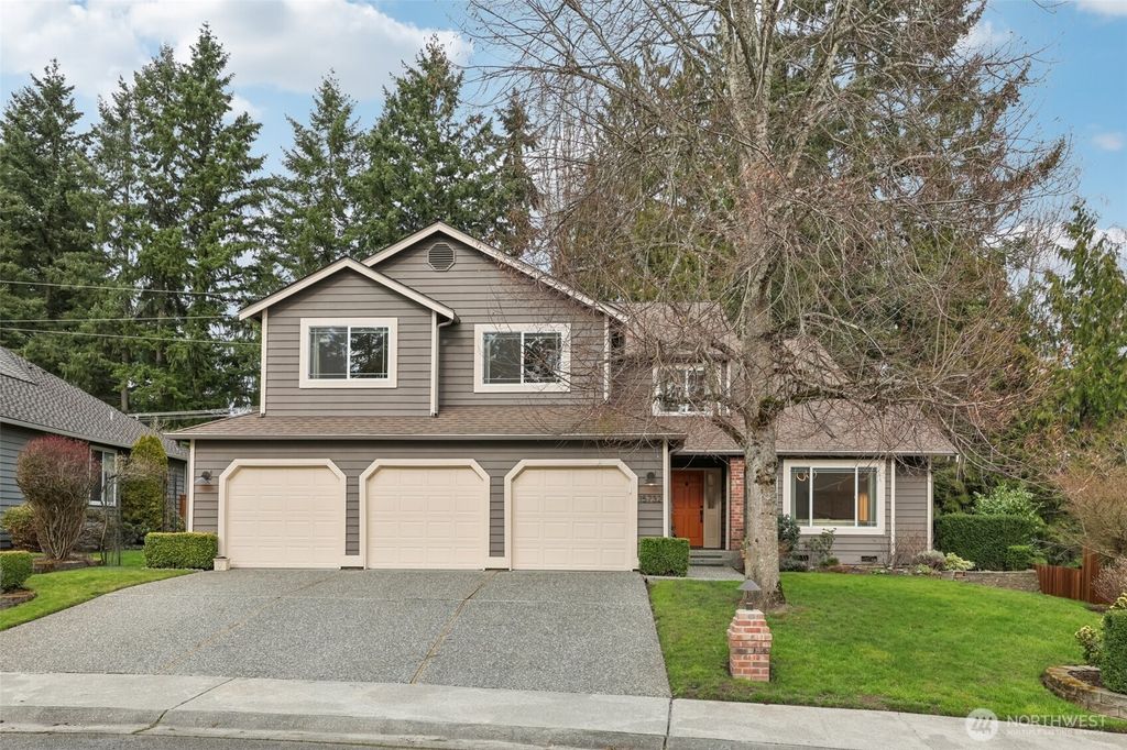 Photo of 15732 111th Avenue NE, Bothell, WA 98011 (MLS # 2486511)