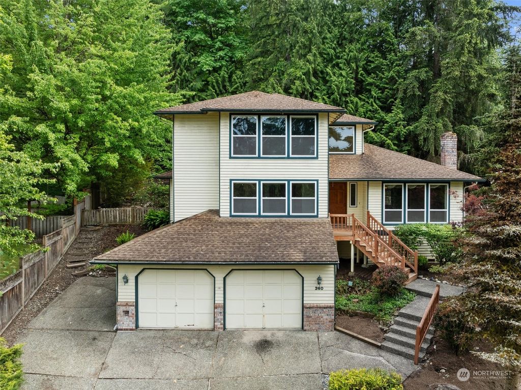Photo of 360 Jasmine Place NW, Issaquah, WA 98027 (MLS # 2244400)