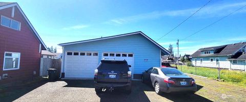 A home in Hoquiam