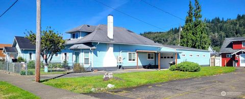 A home in Hoquiam