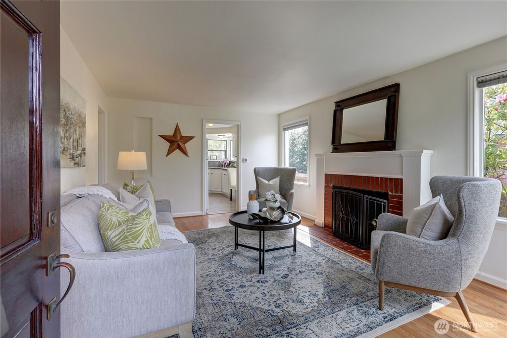 Photo of 7504 27th Avenue NW, Seattle, WA 98117 (MLS # 2507639)