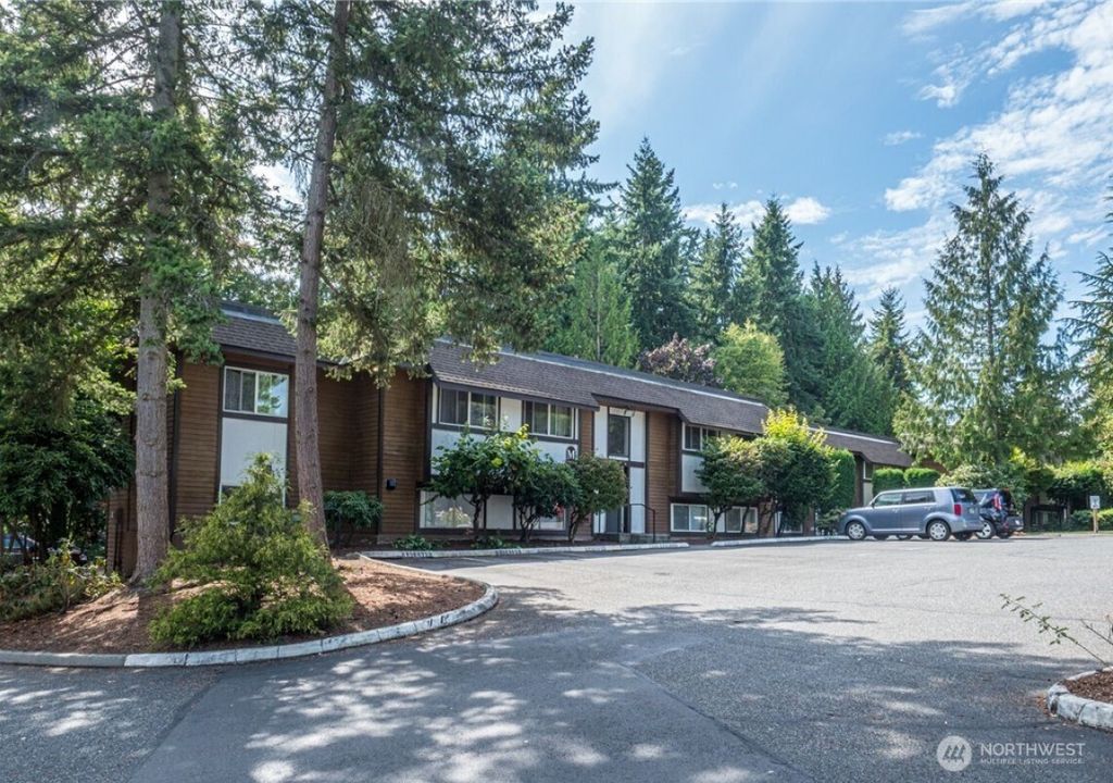Photo of 7205 224th Street SW #M6, Edmonds, WA 98026 (MLS # 2427125)