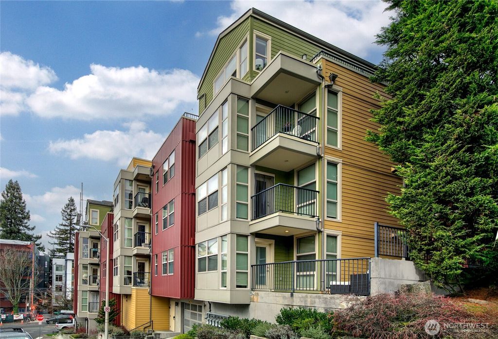 Photo of 1310 N Lucas Place #304, Seattle, WA 98103 (MLS # 2365968)