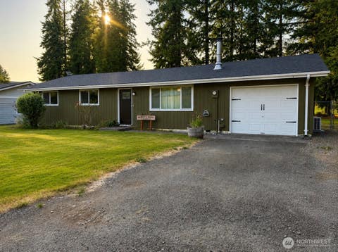 Photo of 930 Robin Hood Loop, Forks, WA 98331 (MLS # 2567750)