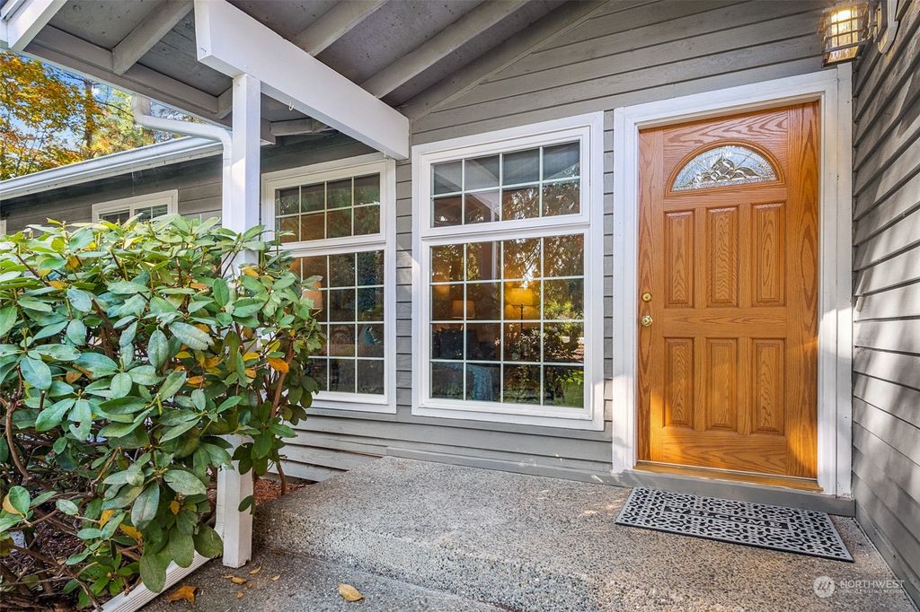Photo of 12908 SE 218th Place, Kent, WA 98031 (MLS # 2168489)