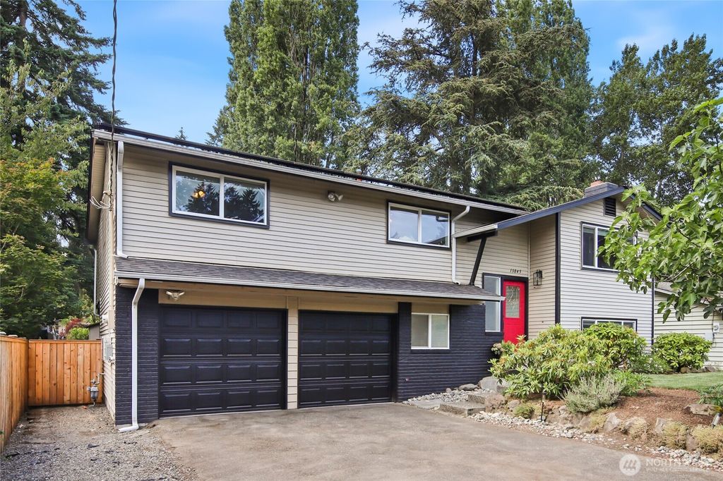 Photo of 13045 28th Avenue NE, Seattle, WA 98125 (MLS # 2399241)