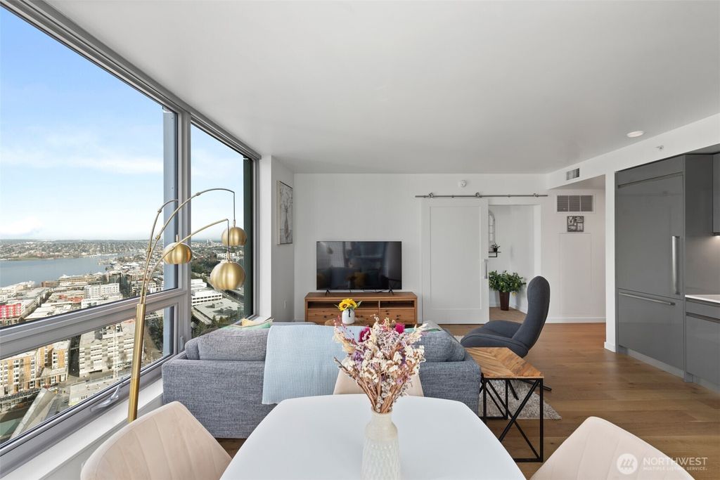 Photo of 1808 Minor Avenue #3105, Seattle, WA 98101 (MLS # 2403410)