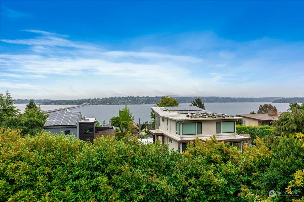 Photo of 1514 Lake Washington Boulevard S, Seattle, WA 98144 (MLS # 2228127)