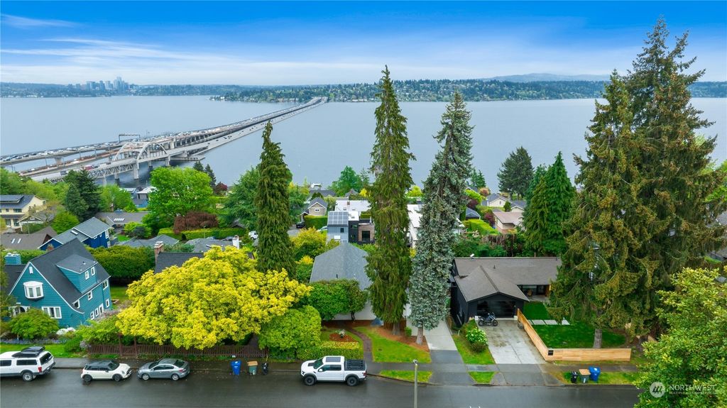 Photo of 1514 Lake Washington Boulevard S, Seattle, WA 98144 (MLS # 2228127)