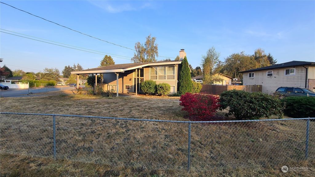 Photo of 1109 S 313th Street, Federal Way, WA 98003 (MLS # 2016389)