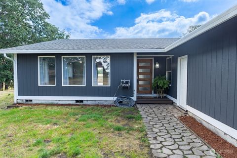 A home in Yelm