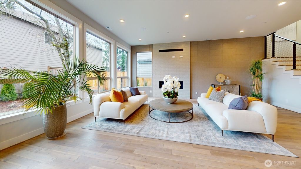 Photo of 15810 NE 51st Street, Redmond, WA 98052 (MLS # 2343966)