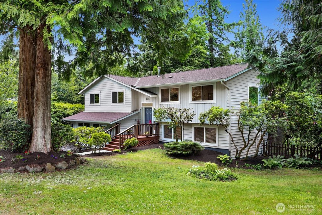 Photo of 18204 NE 179th Street, Woodinville, WA 98072 (MLS # 2395973)