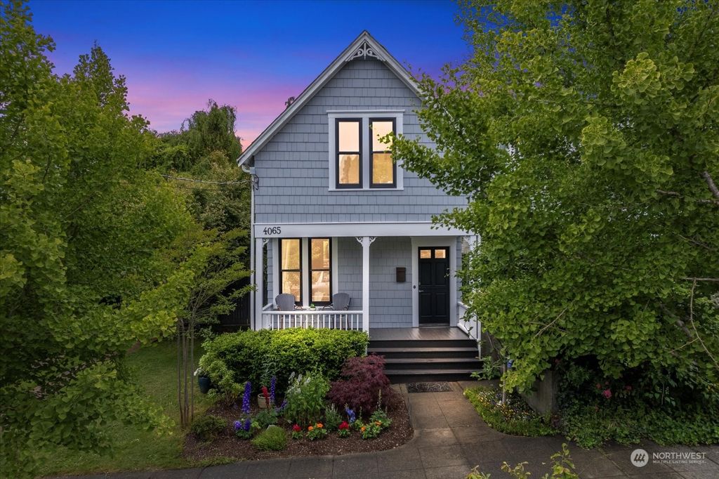 Photo of 4065 2nd Avenue NE, Seattle, WA 98105 (MLS # 2253499)
