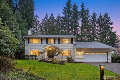 Photo of 18505 NE 26th Street, Redmond, WA 98052 (MLS # 2502554)
