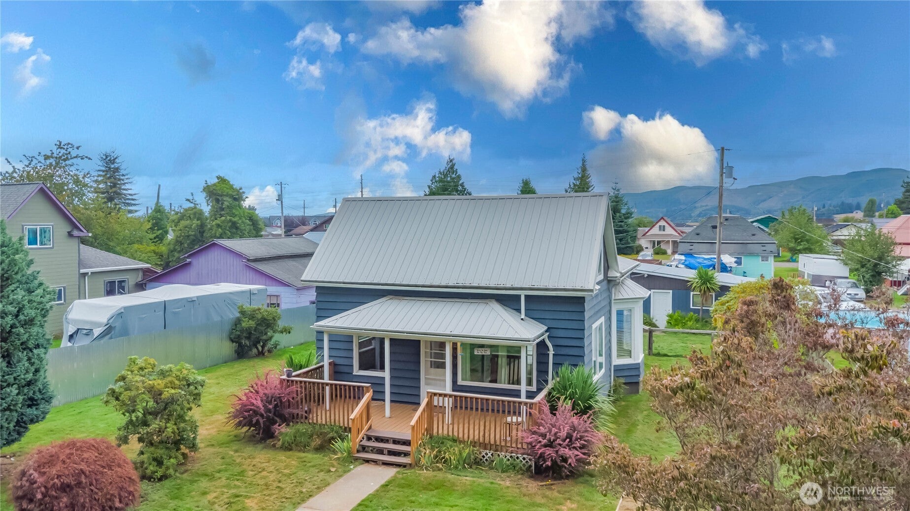 209 E Cowlitz Street