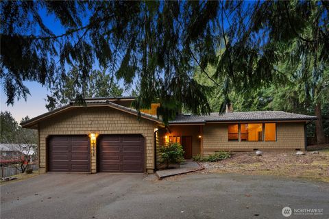 Photo of 19306 SE 277th Street, Kent, WA 98042 (MLS # 2501582)