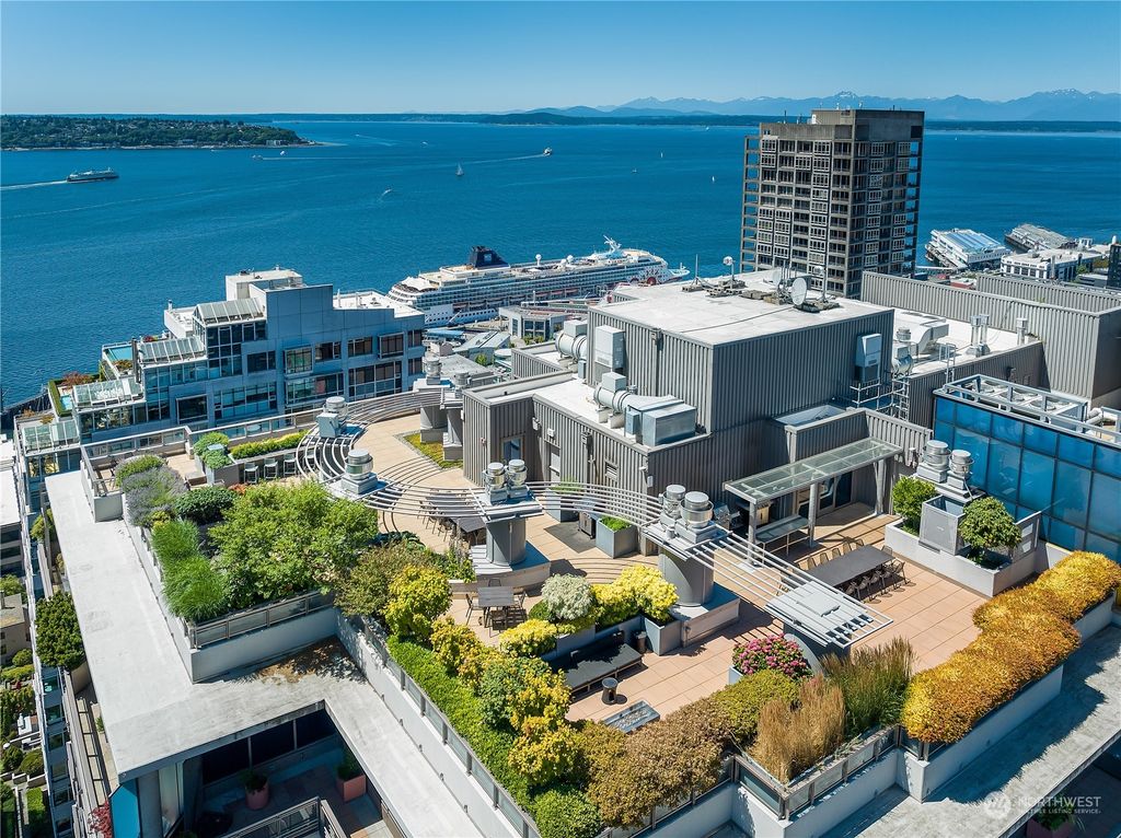 Photo of 2033 2nd Avenue #1204, Seattle, WA 98121 (MLS # 2142126)