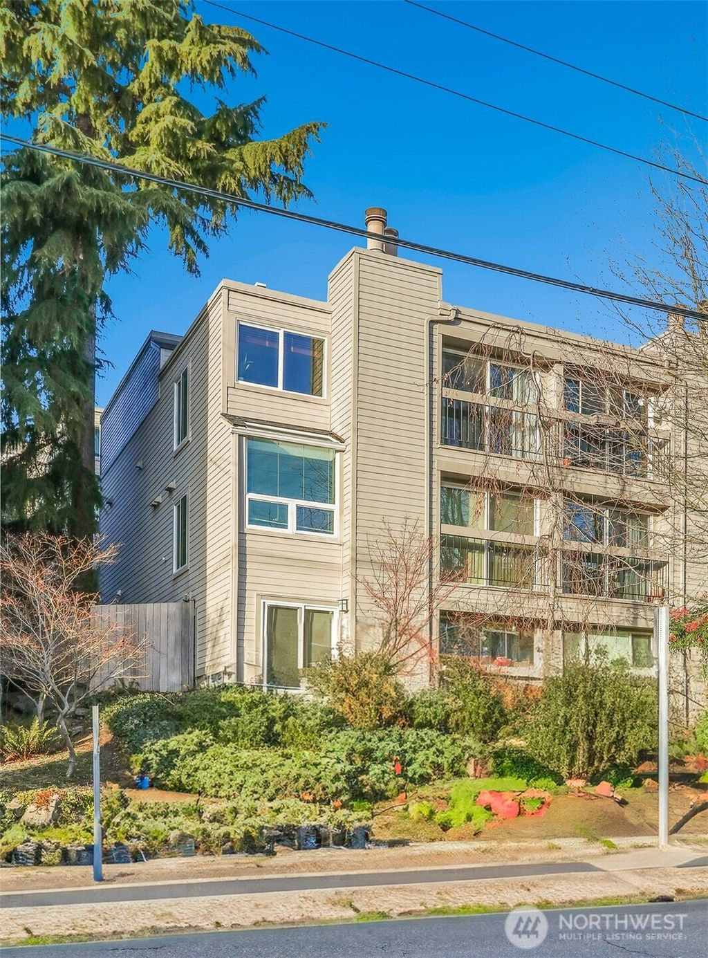 Photo of 202 W Olympic Place #205, Seattle, WA 98119 (MLS # 2333815)