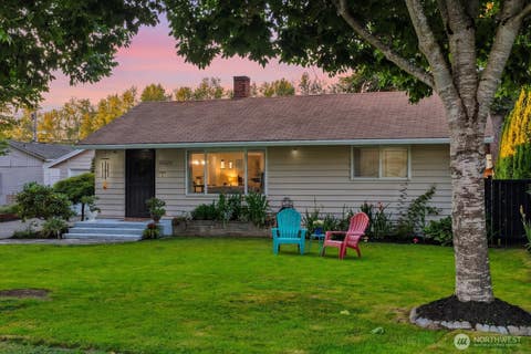 Photo of 33620 SE 43rd Street, Fall City, WA 98024 (MLS # 2549911)